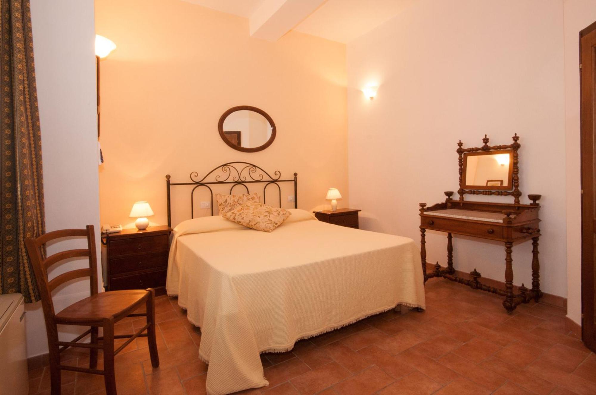 Casavacanze Vesta Isola d'Arbia Oda fotoğraf