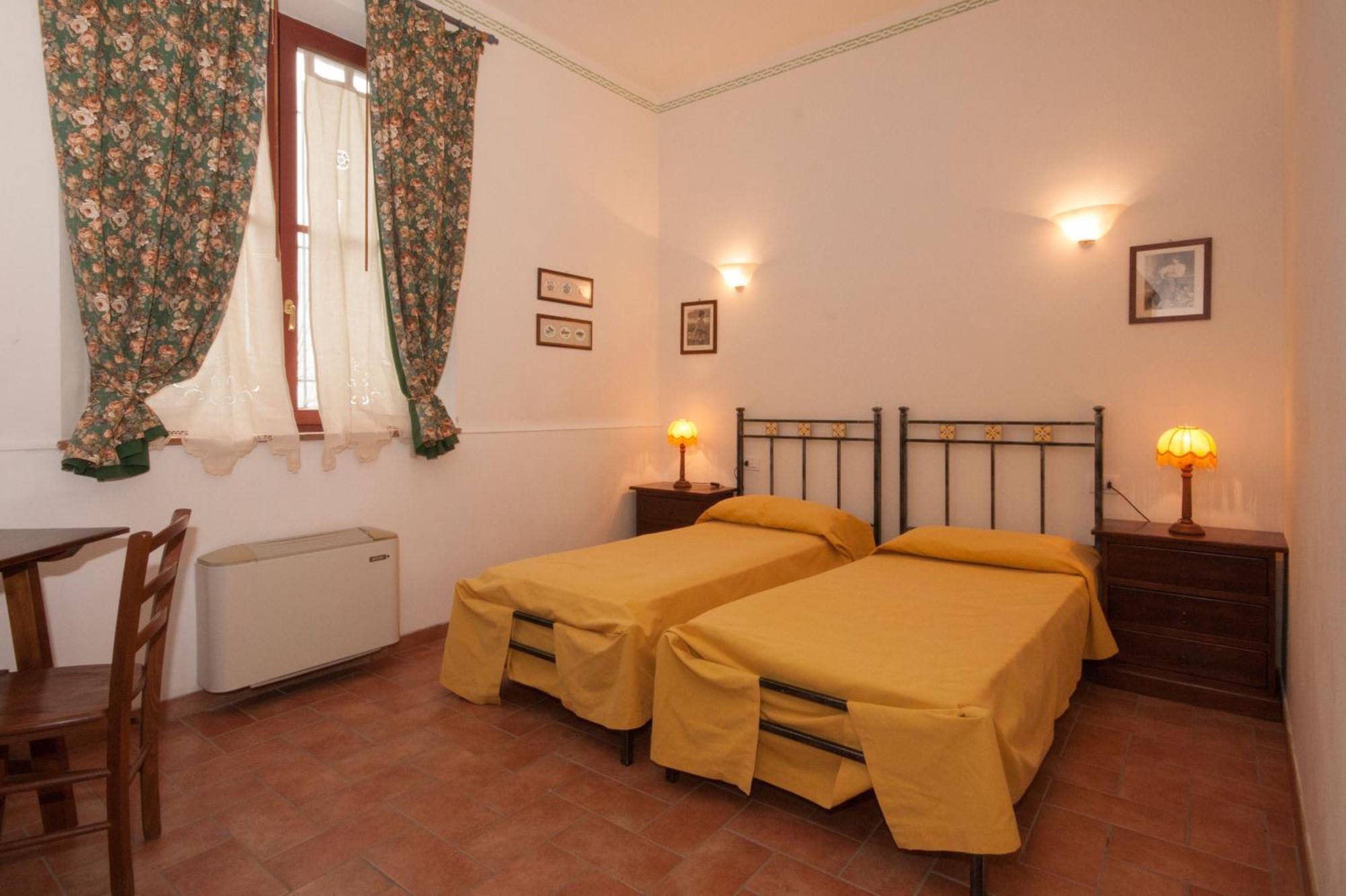 Casavacanze Vesta Isola d'Arbia Oda fotoğraf