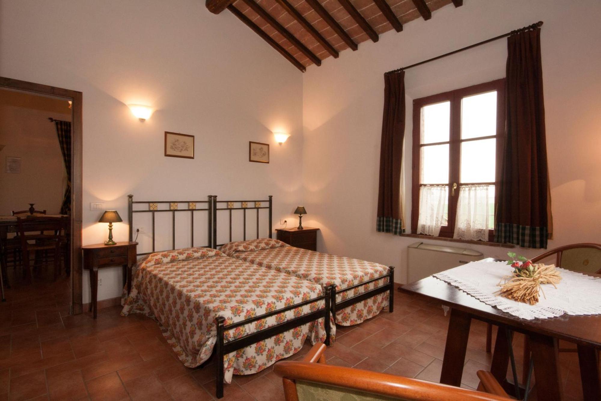 Casavacanze Vesta Isola d'Arbia Oda fotoğraf